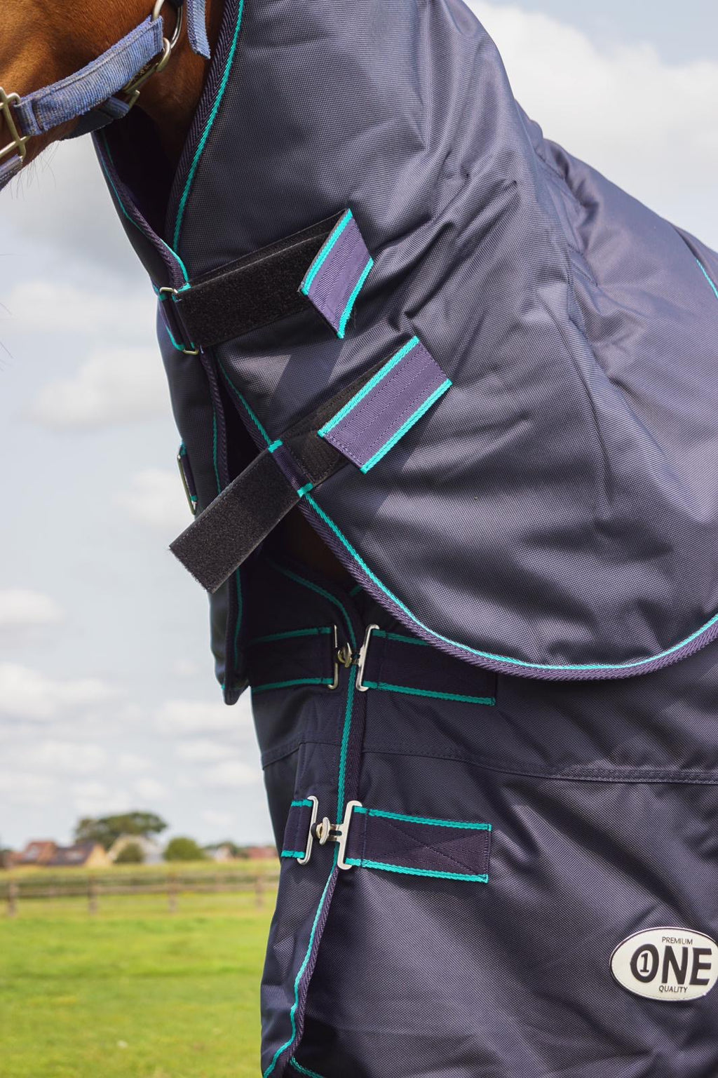 WINTERDEKEN EXTREEM OUTDOOR 1680D KOMPLEET MET AFNEEMBAAR NEKSTUK