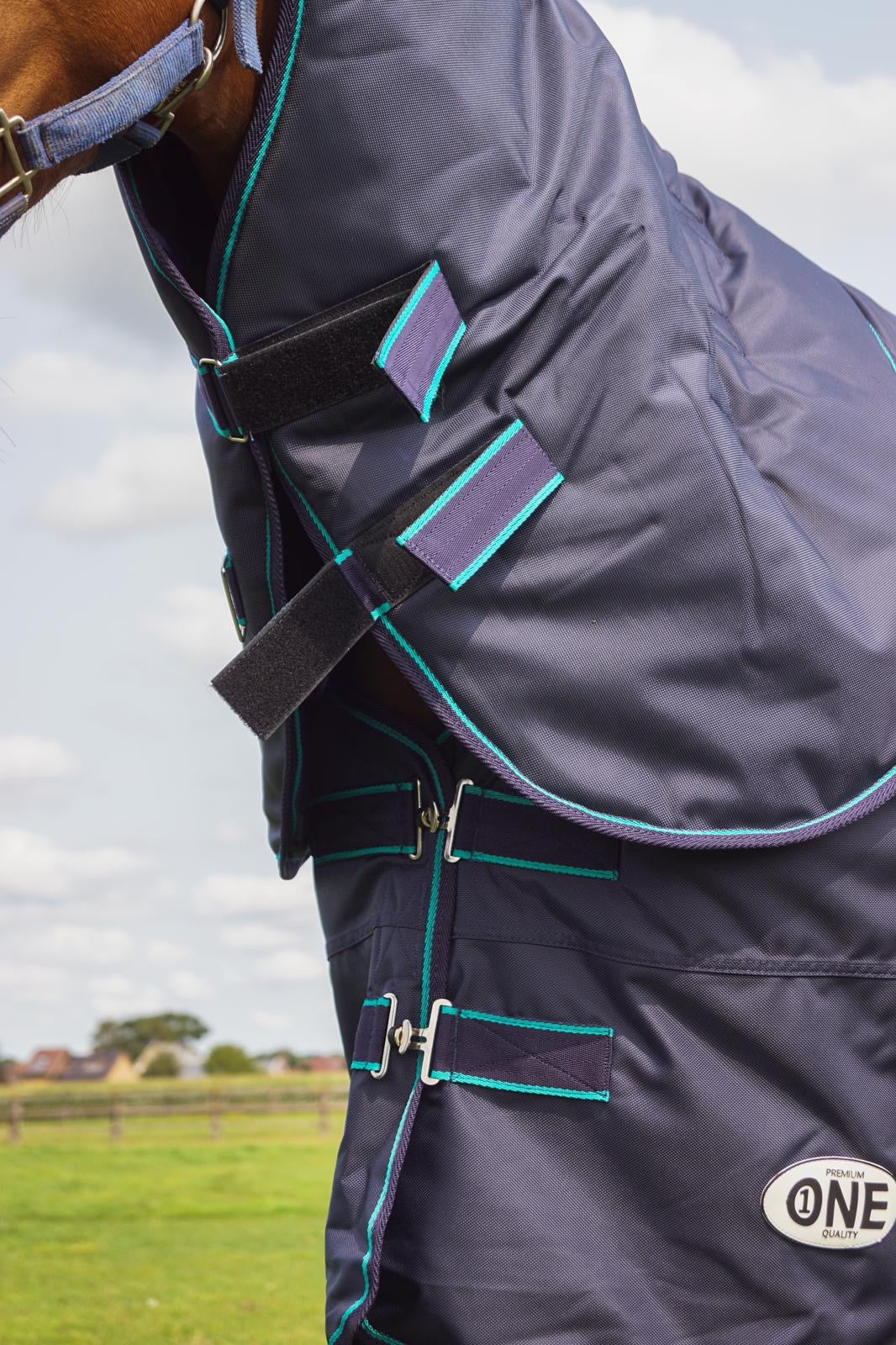 WINTERDEKEN EXTREEM OUTDOOR 1680D KOMPLEET MET AFNEEMBAAR NEKSTUK